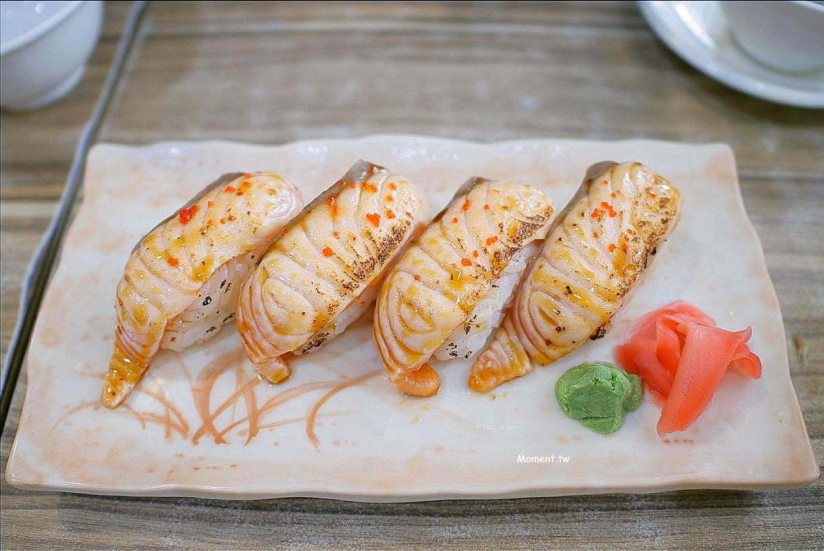 炙燒鮭魚壽司